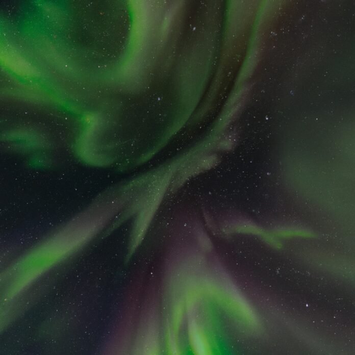 Night Skies Magic: Aurora Hunting Expeditions Unraveled